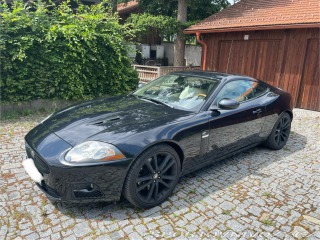 Jaguar XKR 