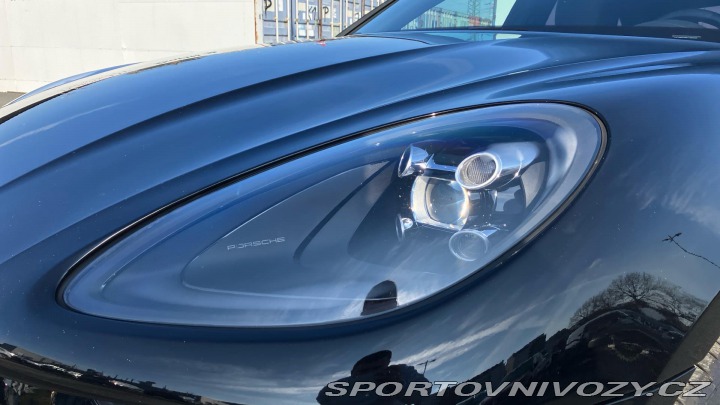 Porsche Macan S 2021