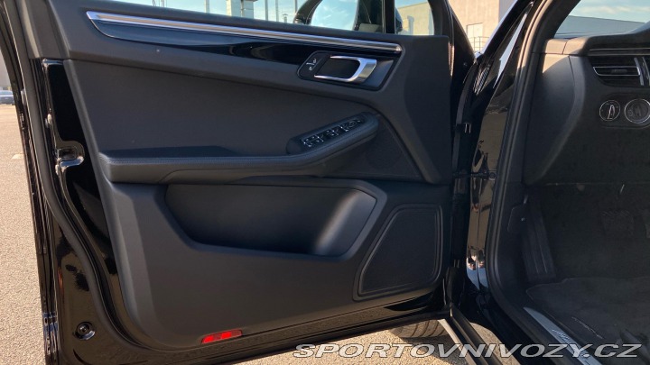 Porsche Macan S 2021