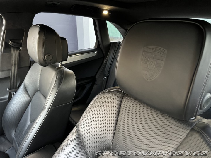 Porsche Macan TURBO 2017