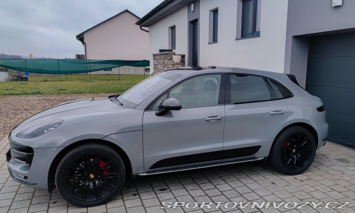 Porsche Macan TURBO 2017