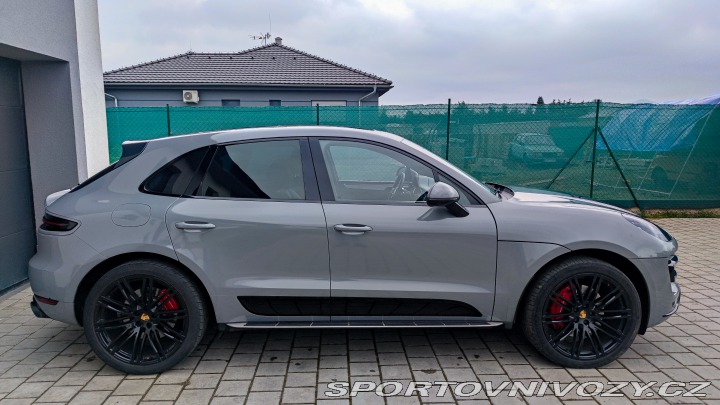 Porsche Macan TURBO 2017