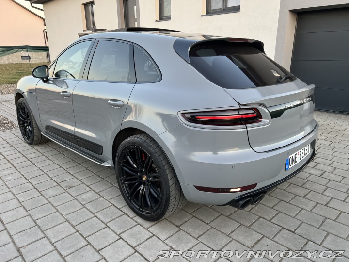 Porsche Macan TURBO 2017
