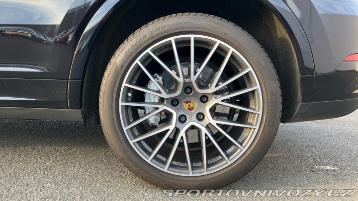 Porsche Cayenne Turbo 2018