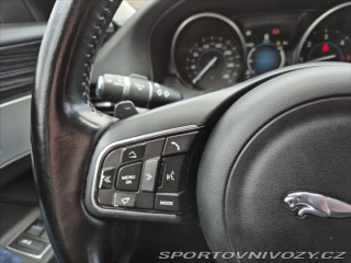 Jaguar XF 2,0 20d R-SPORT 2017