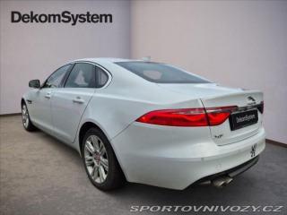 Jaguar XF 2,0 20d R-SPORT 2017