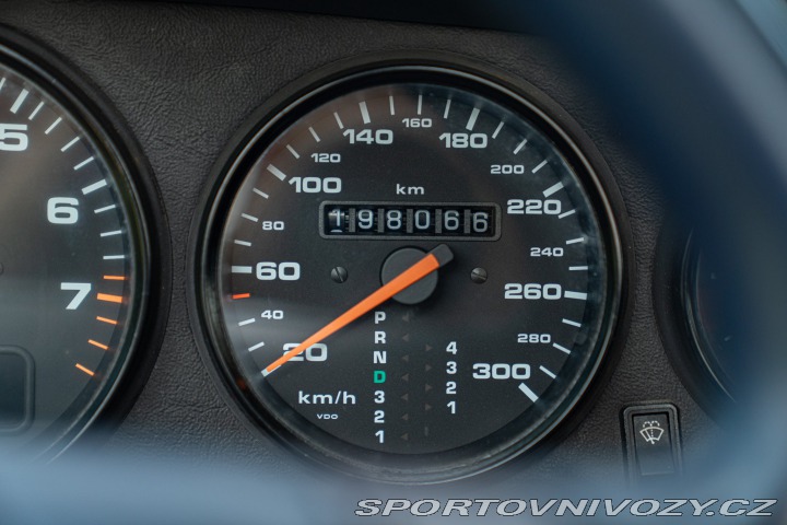 Porsche 911 964 (911) CARRERA 2 CABRIOLET 1991