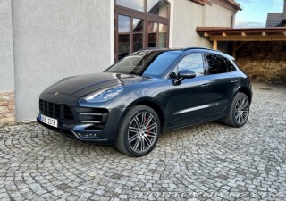 Porsche Macan Turbo Performance 2017