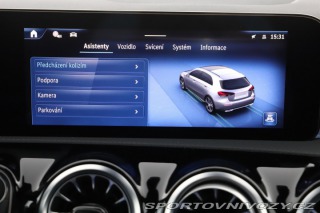 Mercedes-Benz A AMG Line A 180 2024
