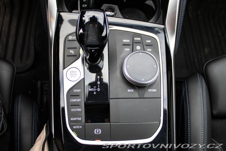 BMW 4 Coupé  M440i mHEV A/T 2021