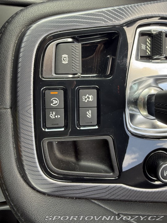 Jaguar F-Type P300 - REZERVACE 2018