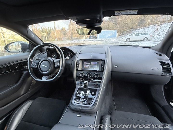 Jaguar F-Type 2018