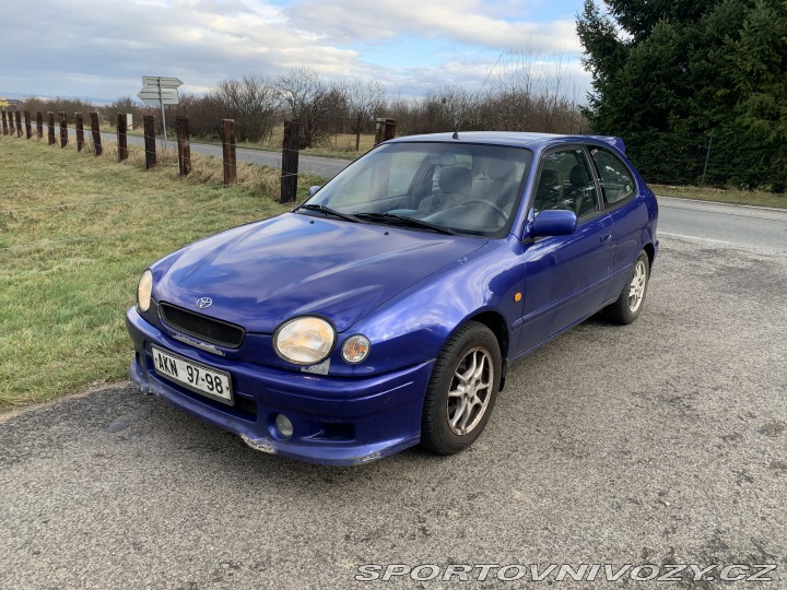 Toyota Corolla 1,3 hatchback typ E11 1998