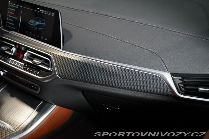 BMW X5 40i M Laser Vzduch Masáž 2021
