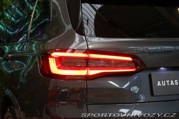 BMW X5 40i M Laser Vzduch Masáž 2021