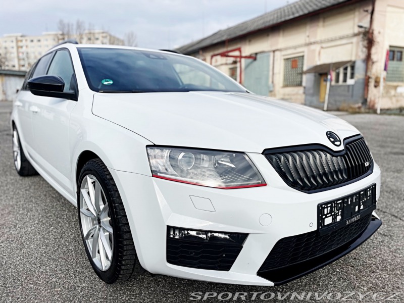 Škoda Octavia RS 2.0TDI DSG F1 RS MÓDY