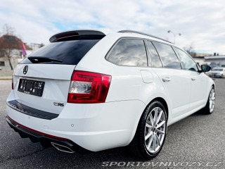 Škoda Octavia RS 2.0TDI DSG F1 RS MÓDY 2015