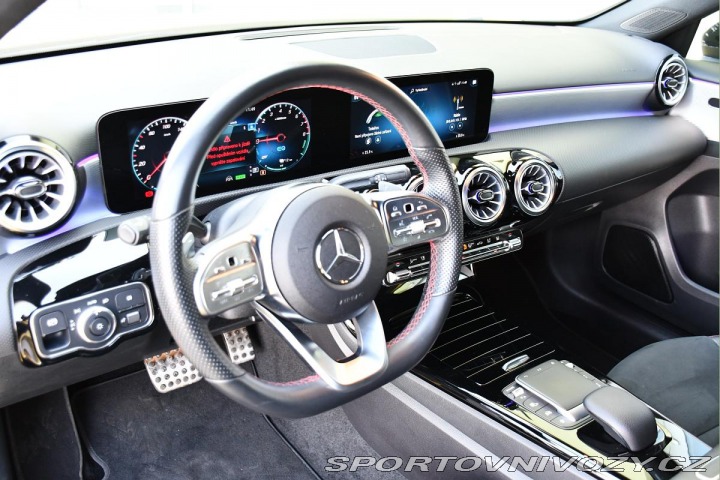 Mercedes-Benz A 250e AMG K360°NEZ.TOP ČR 2022