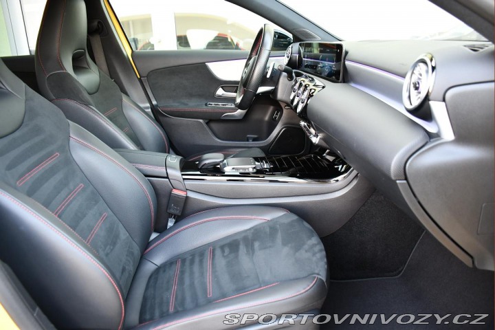 Mercedes-Benz A 250e AMG K360°NEZ.TOP ČR 2022