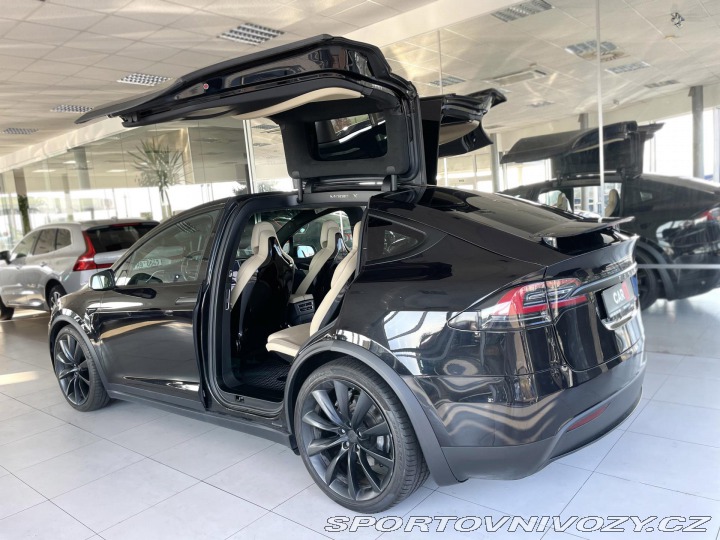 Tesla Model X X90D 386kW*CCS*6míst*DPH 2017