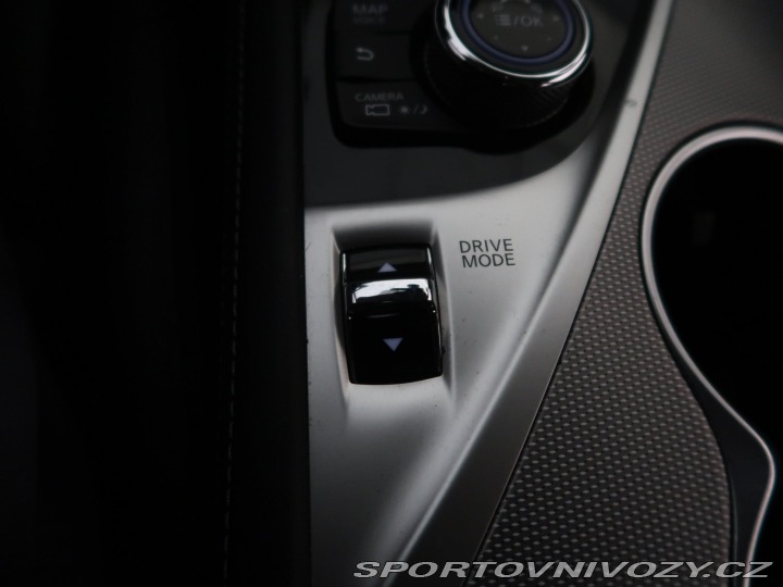 Infiniti Q50 Hybrid AWD 2014