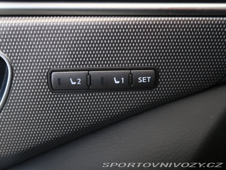 Infiniti Q50 Hybrid AWD 2014