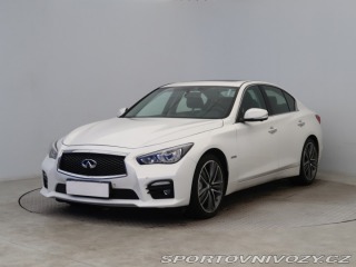 Infiniti Q50 Hybrid AWD 2014