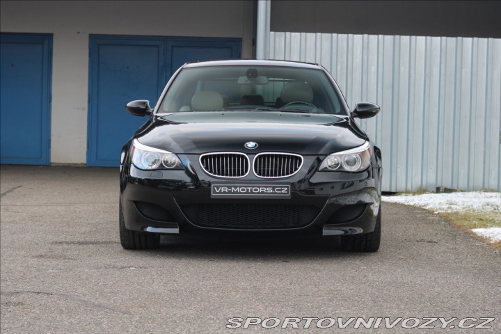BMW M5 5,0 E60 V10 2005