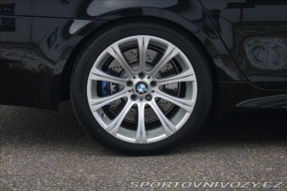 BMW M5 5,0 E60 V10 2005