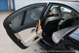 BMW M5 5,0 E60 V10 2005