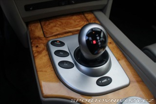 BMW M5 5,0 E60 V10 2005