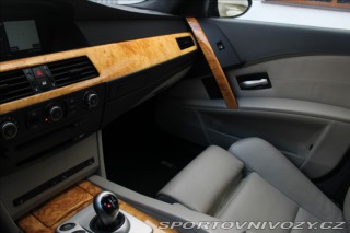 BMW M5 5,0 E60 V10 2005