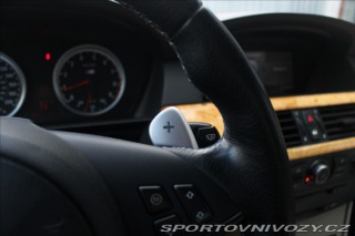 BMW M5 5,0 E60 V10 2005