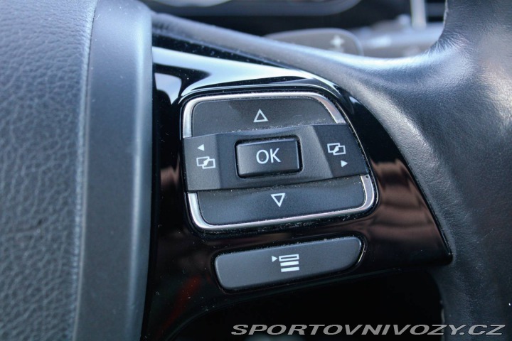 Volkswagen Ostatní modely Touareg  II 4.2 V8 TDI 4MOTION, 2 2015