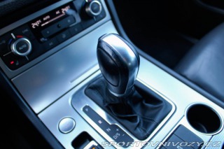 Volkswagen Ostatní modely Touareg  II 4.2 V8 TDI 4MOTION, 2 2015