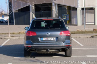 Volkswagen Ostatní modely Touareg  II 4.2 V8 TDI 4MOTION, 2 2015