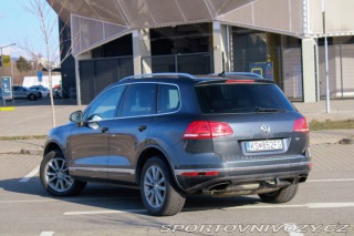 Volkswagen Ostatní modely Touareg  II 4.2 V8 TDI 4MOTION, 2 2015