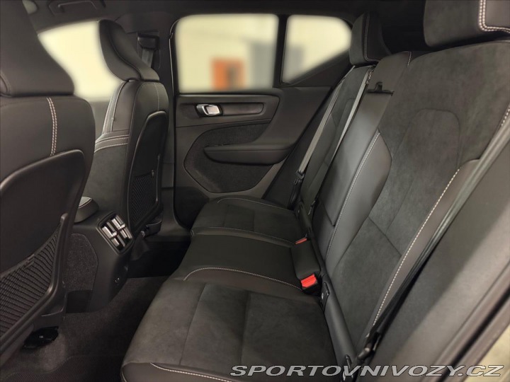 Volvo Ostatní modely XC40 FWD Recharge 5893 2022
