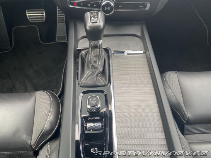 Volvo S60 2,0 B5 FWD benzin R-Desig 2019