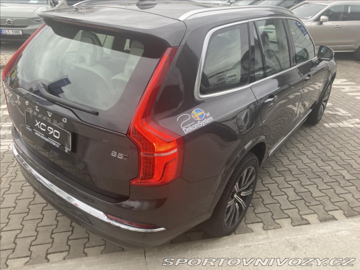 Volvo Ostatní modely XC90 2,0 B5 AWD Plus Bright Po 2024