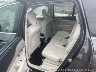 Volvo Ostatní modely XC90 2,0 B5 AWD Plus Bright Po 2024