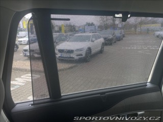 Volvo Ostatní modely XC90 2,0 B5 AWD Plus Bright Po 2024