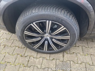 Volvo Ostatní modely XC90 2,0 B5 AWD Plus Bright Po 2024
