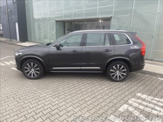Volvo Ostatní modely XC90 2,0 B5 AWD Plus Bright Po 2024