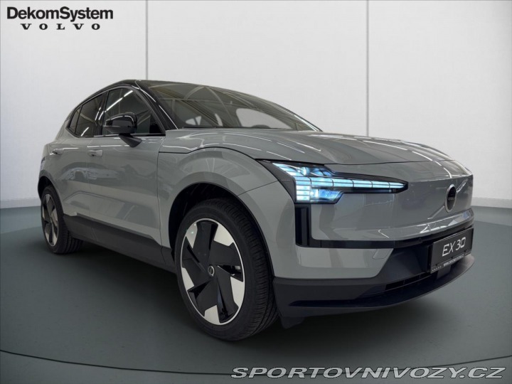 Volvo Ostatní modely EX30 Single Mot Ext Range Plus 2025