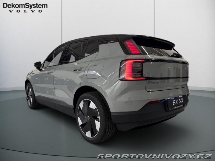 Volvo Ostatní modely EX30 Single Mot Ext Range Plus 2025