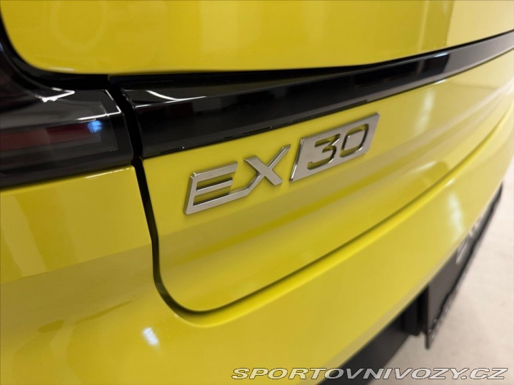 Volvo Ostatní modely EX30 Single Mot Ext Range Plus 2025