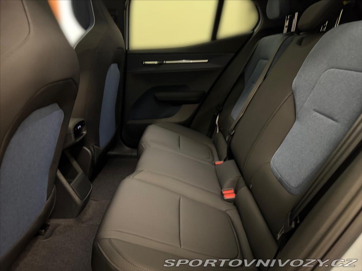 Volvo Ostatní modely EX30 Single Mot Ext Range Ultr 2025