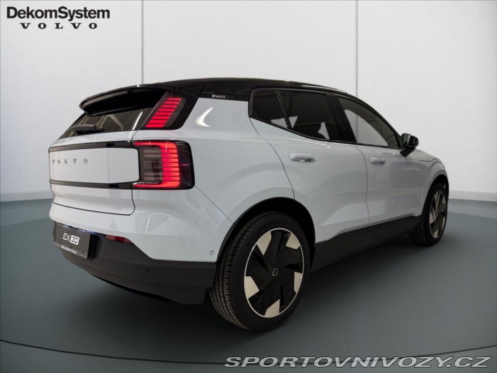 Volvo Ostatní modely EX30 Single Mot Ext Range Ultr 2025