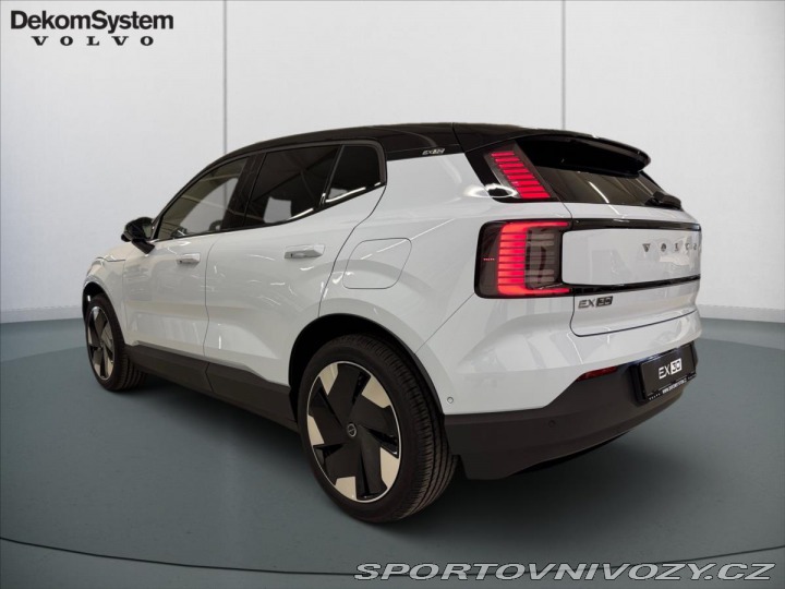 Volvo Ostatní modely EX30 Single Mot Ext Range Ultr 2025